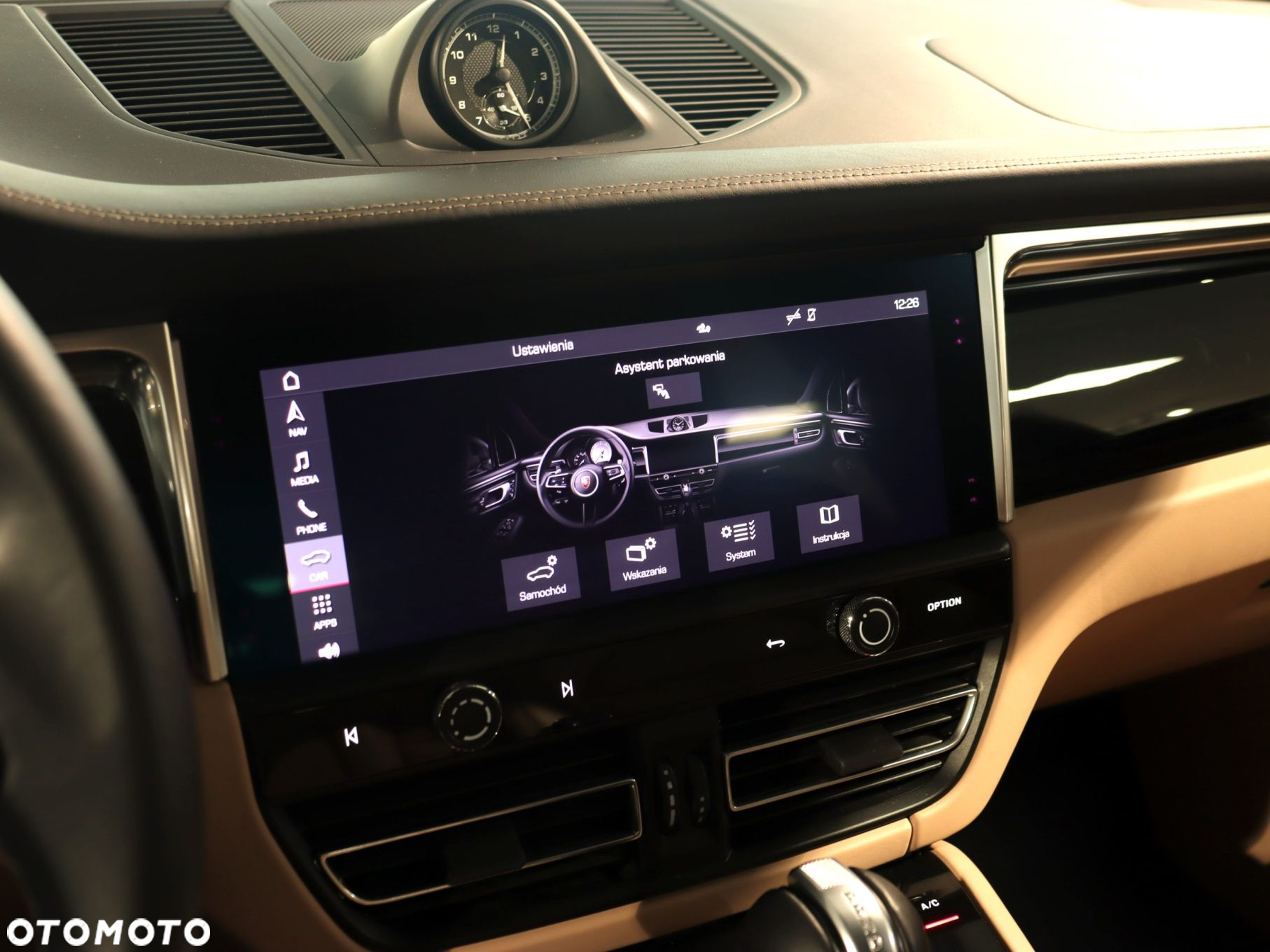 Porsche Macan - 29