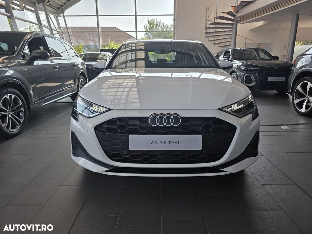 Audi A3 35 TFSI S tronic MHEV Basic - 6