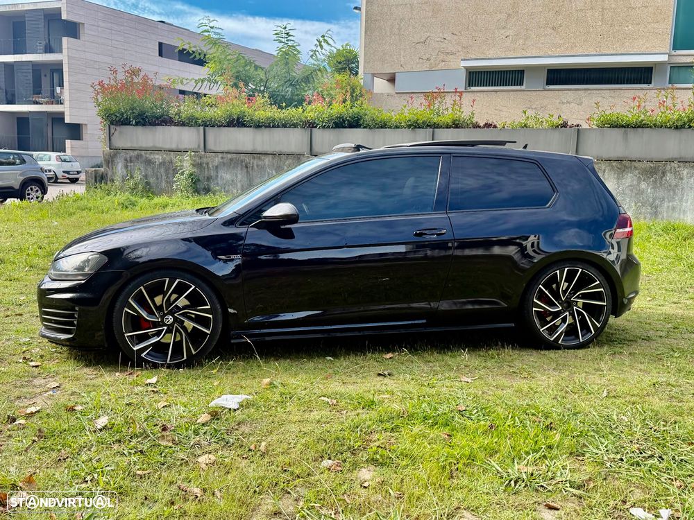 VW Golf 2.0 TDI GTD DSG - 22