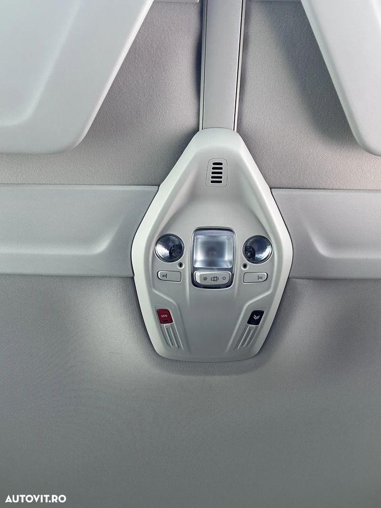 Citroën C4 Space Tourer PureTech 130 Stop&Start EAT8 SELECTION - 12