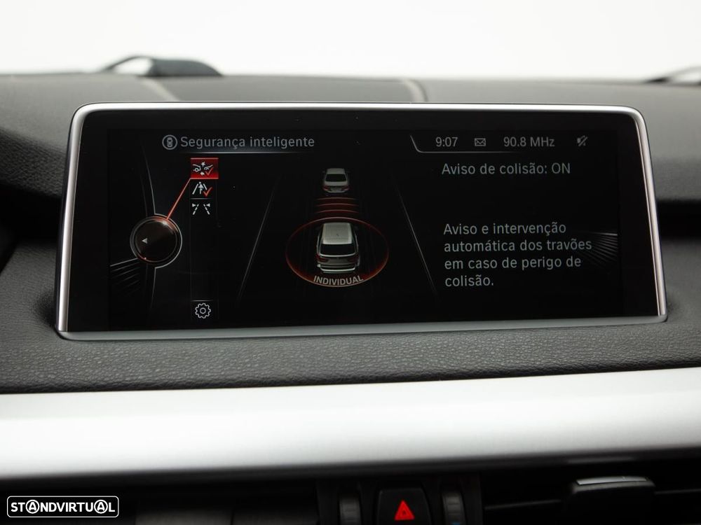 BMW X5 25 d sDrive - 32