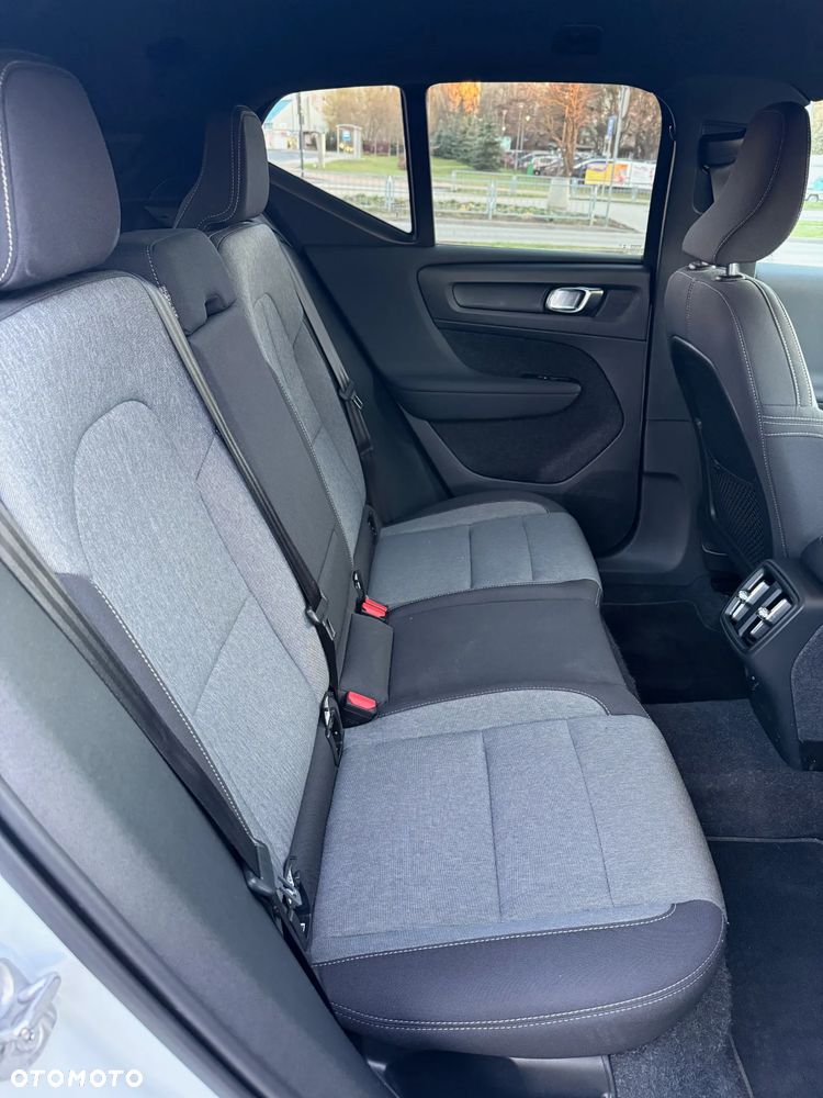 Volvo XC 40 B3 Core - 12