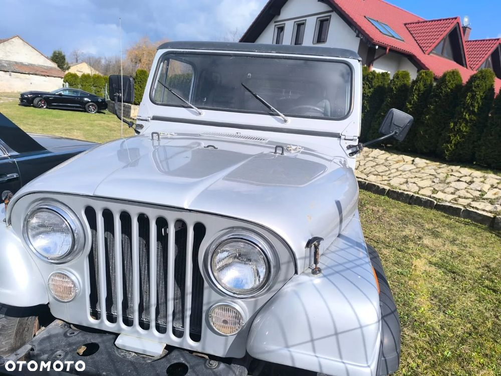 Jeep CJ - 13