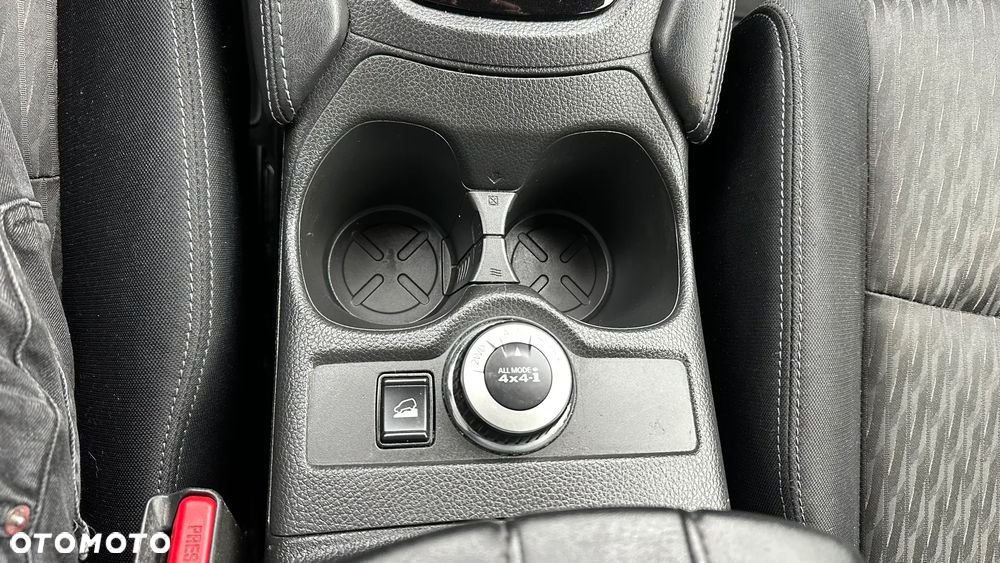 Nissan X-Trail - 17