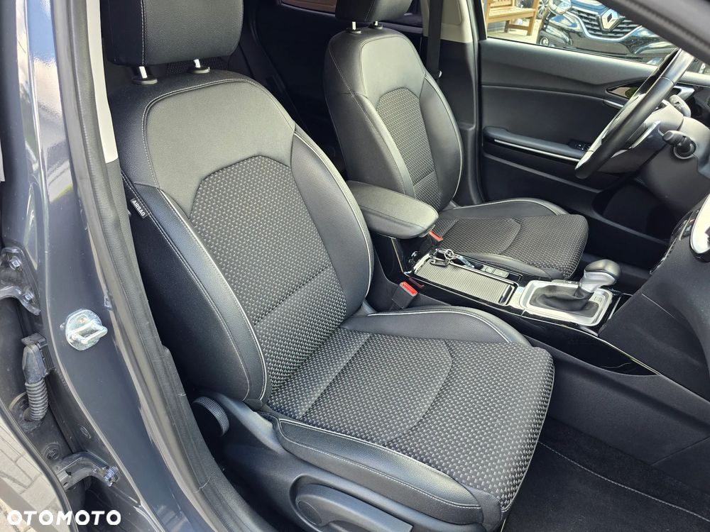 Kia XCeed - 15