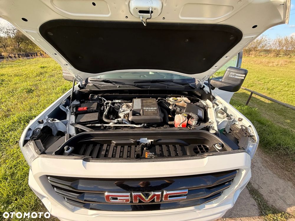 GMC Sierra - 9