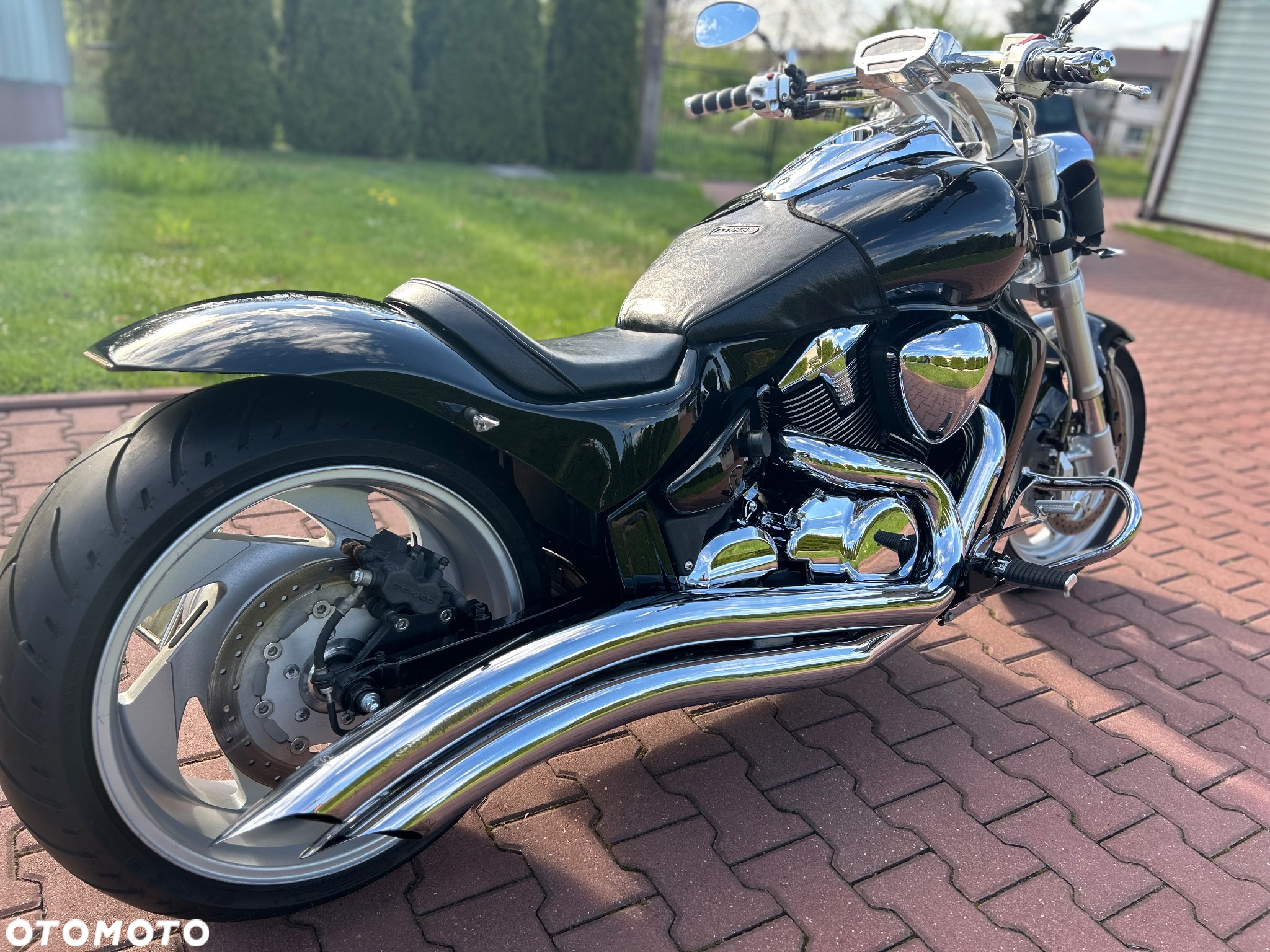 Suzuki Intruder - 23