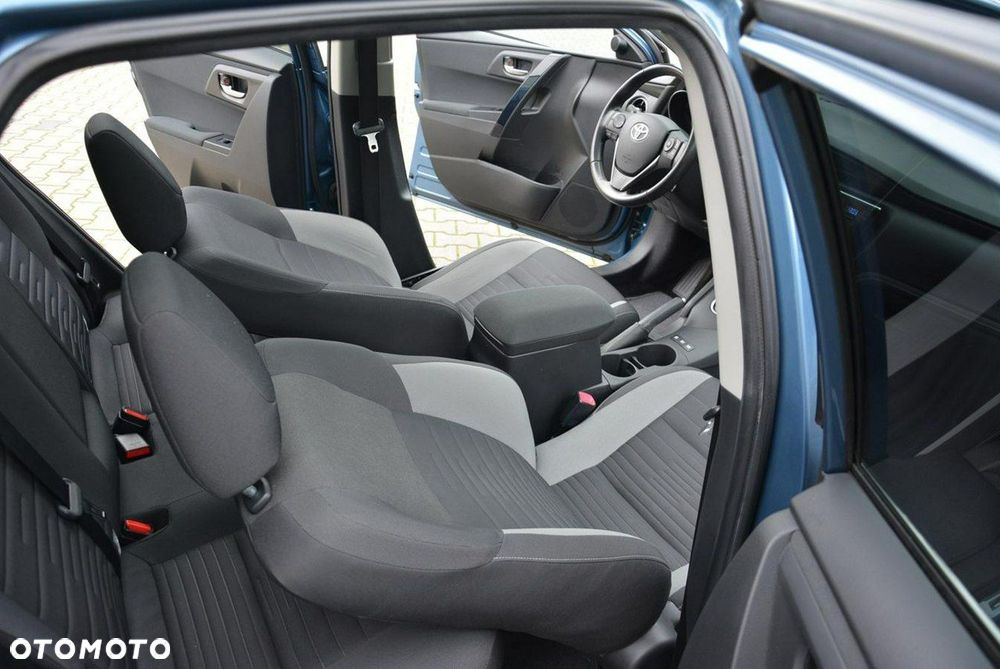 Toyota Auris Hybrid 135 Premium - 19