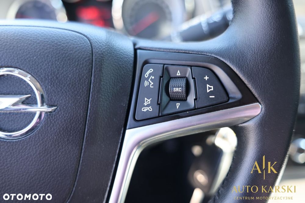 Opel Insignia - 23
