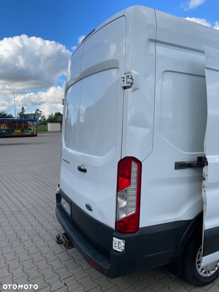 Ford Transit - 18