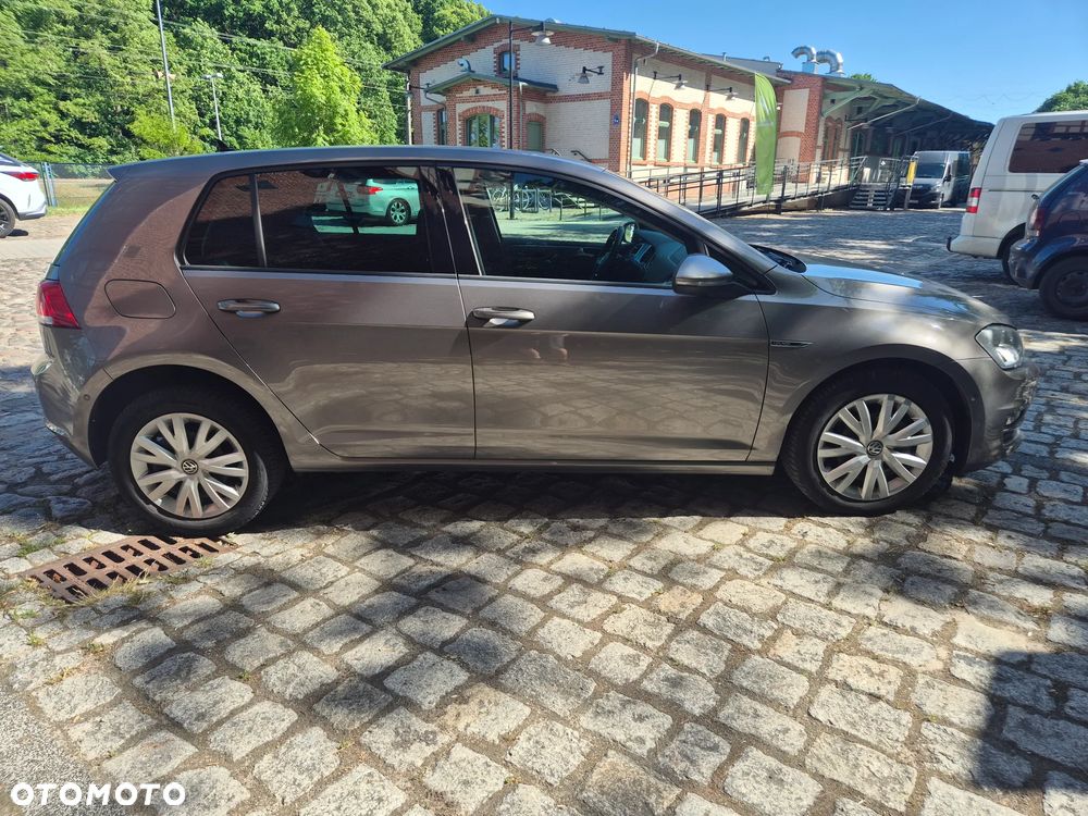 Volkswagen Golf 1.6 TDI BlueMotion Technology DSG Lounge - 26