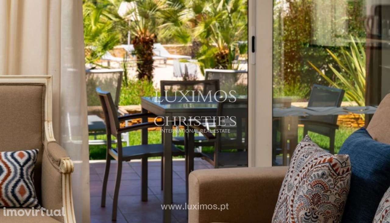 Moradia em empreendimento turístico, para venda em Carvoeiro, Algarve - Grande imagem: 3/22