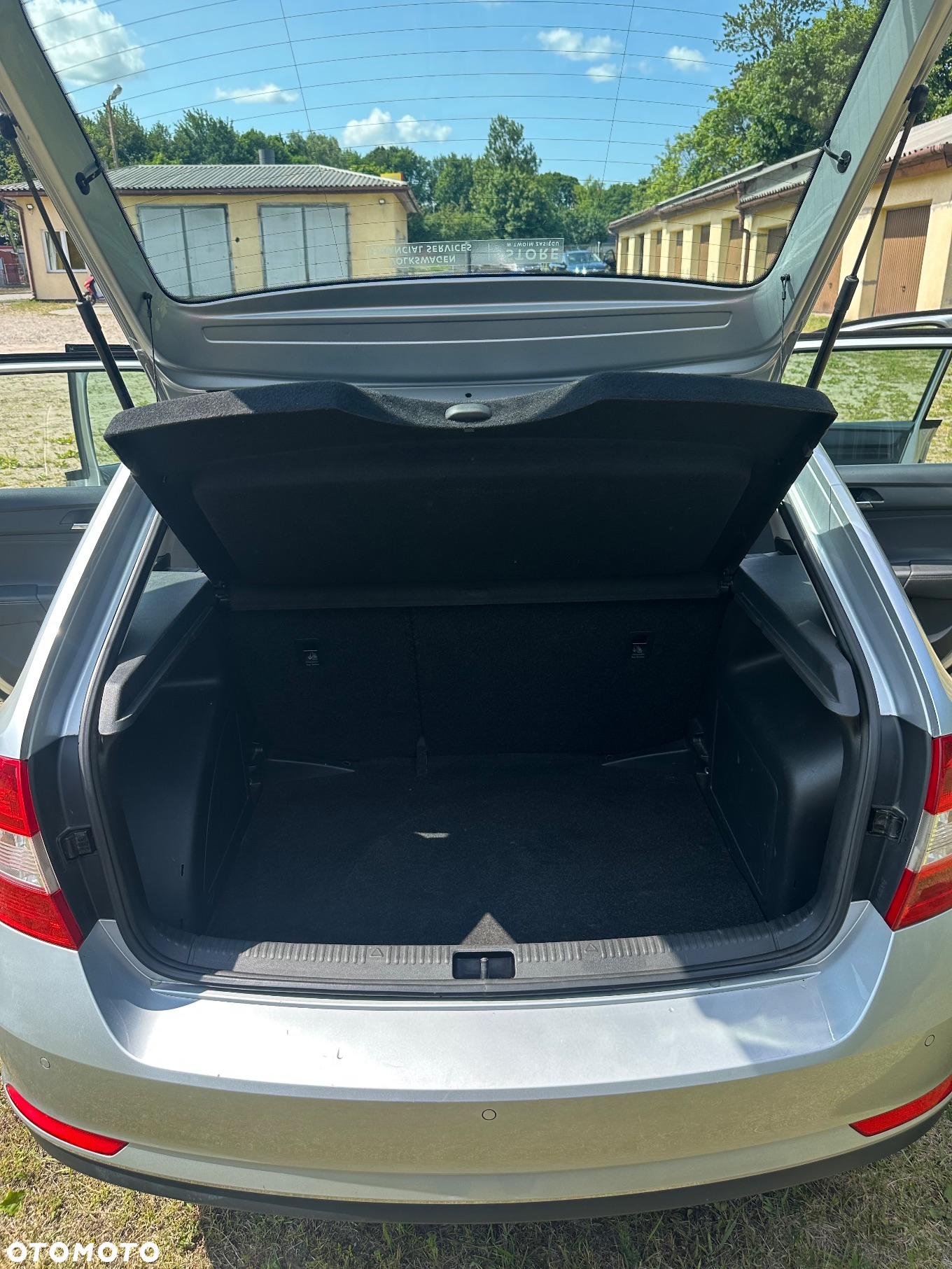 Skoda RAPID 1.6 TDI DPF Active - 9
