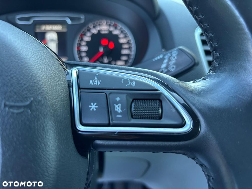 Audi Q3 2.0 TFSI Quattro - 22