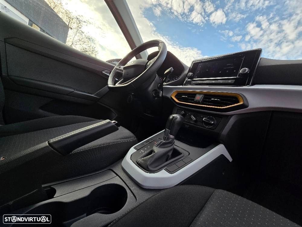 SEAT Arona - 15