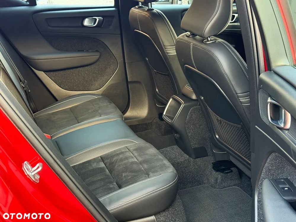 Volvo XC 40 T3 Geartronic RDesign - 35