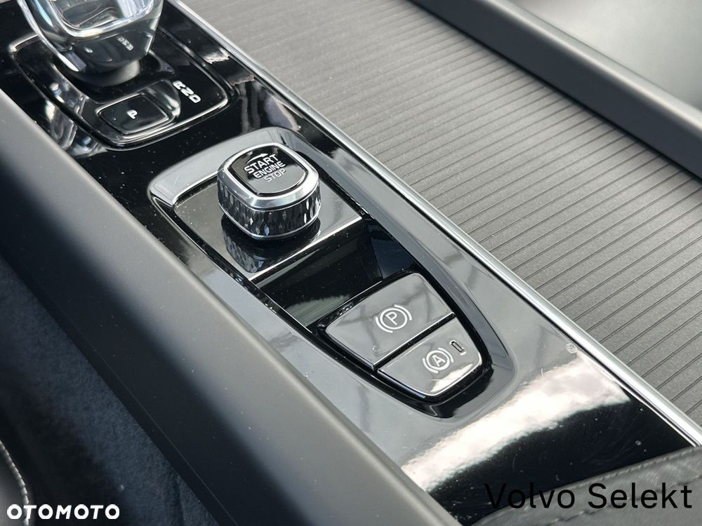 Volvo XC 60 - 22