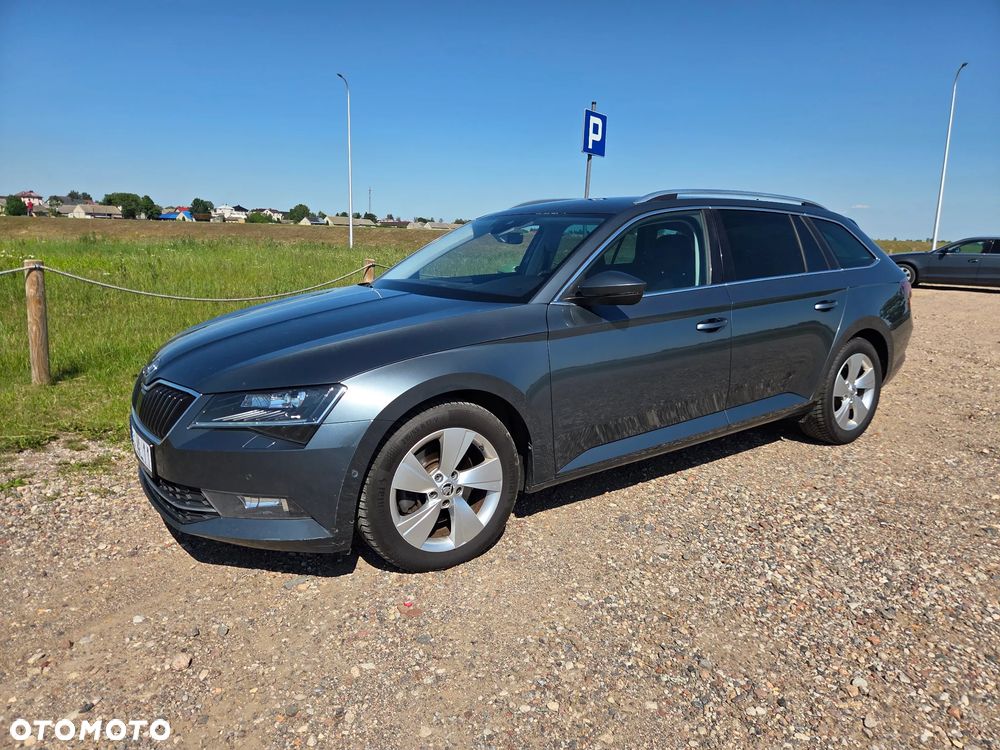 Skoda Superb 1.6 TDI Ambition - 8
