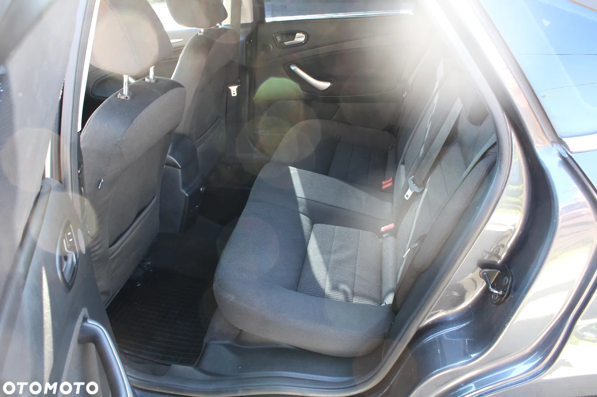 Ford Mondeo 1.8 TDCi Gold X - 15
