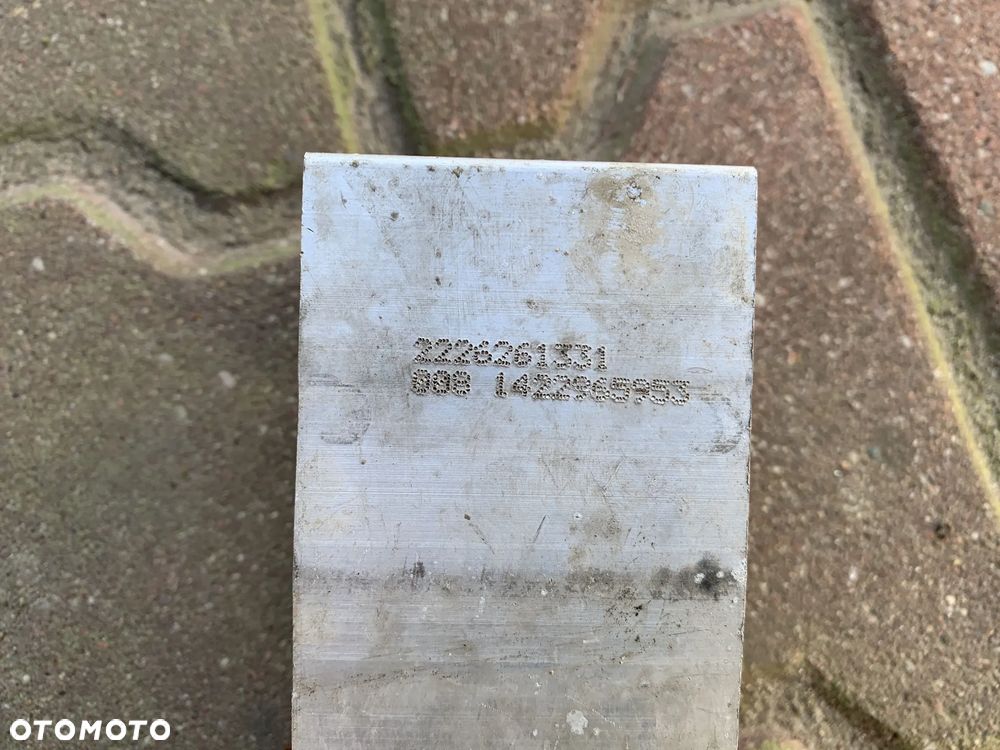MERCEDES S-KLASA W222 13- MOCOWANIE WSPORNIK STREFA CHŁODNICY CHŁODNIC UCHWYT - 4
