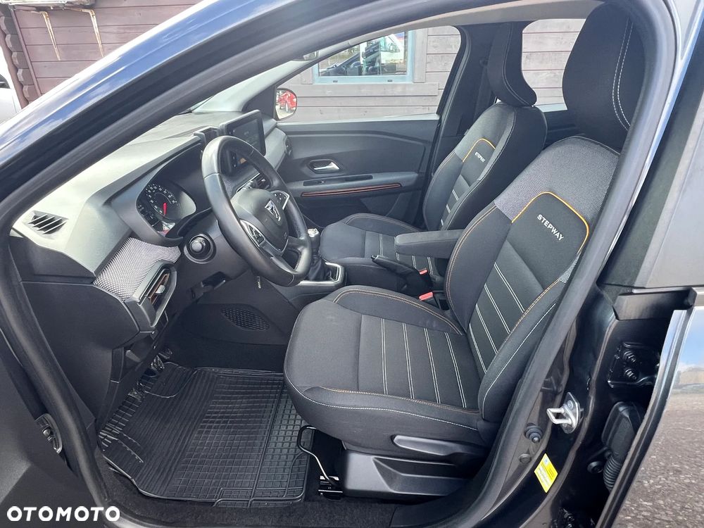 Dacia Sandero Stepway TCe 90 Expression + - 14