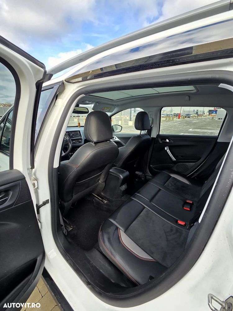 Peugeot 2008 PureTech 110 Stop&Start Crossway - 14