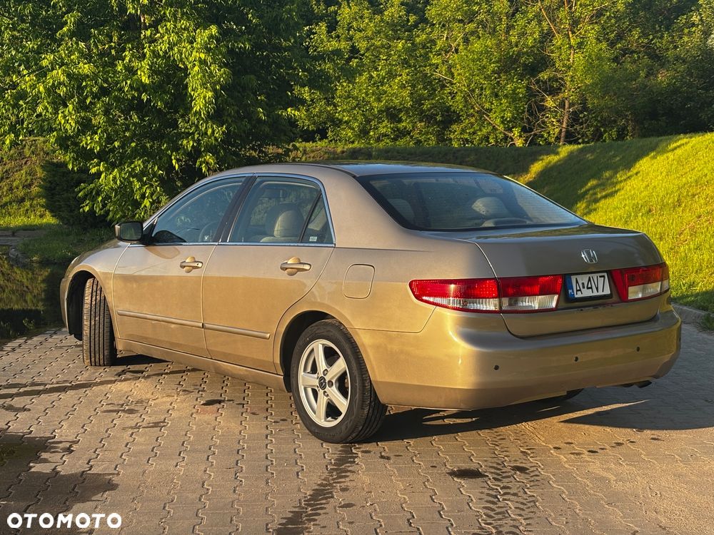 Honda Accord 2.4 LX - 1