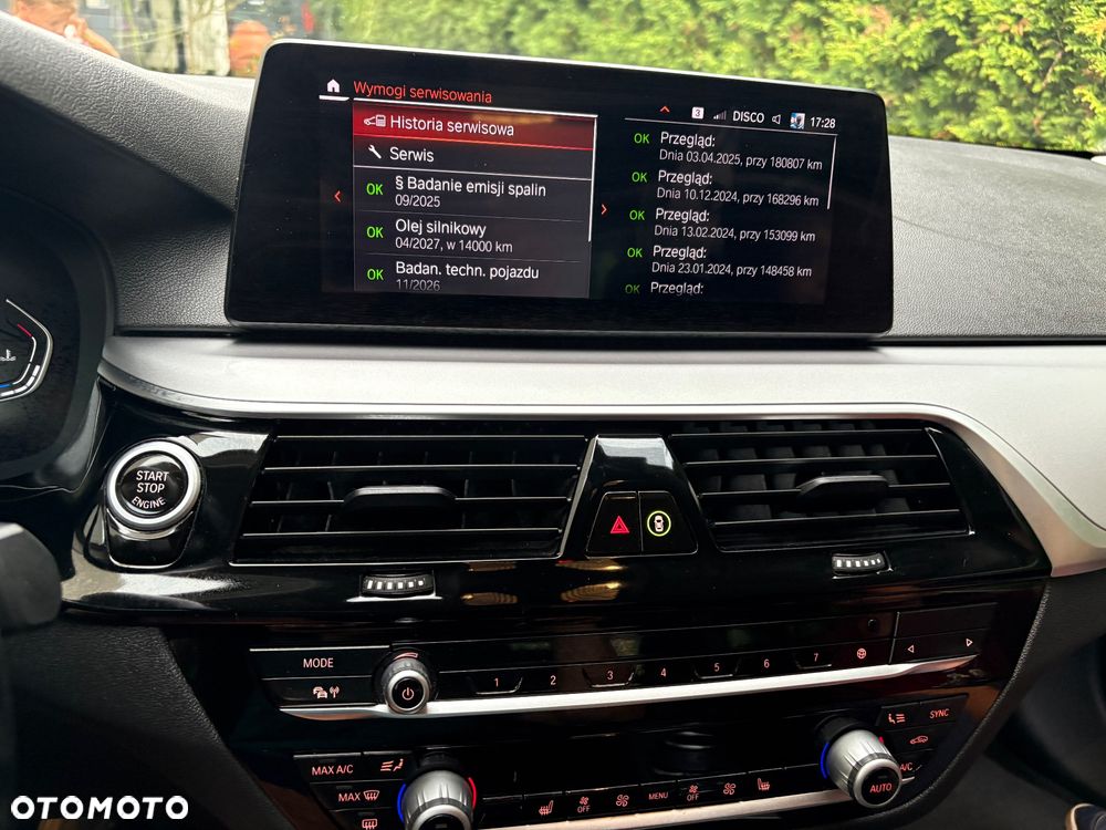 BMW Seria 5 520d mHEV - 14