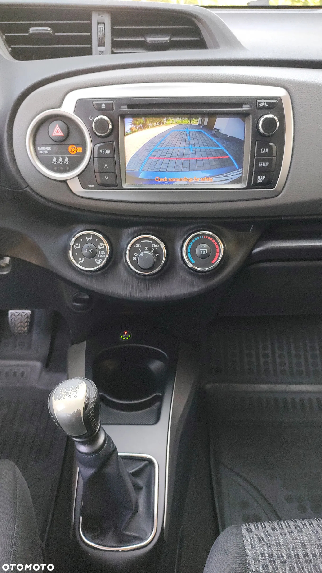 Toyota Yaris - 13