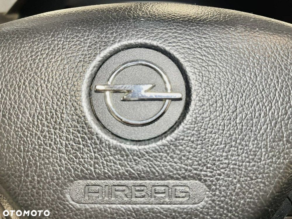 Opel Zafira 1.8 Executive - 15