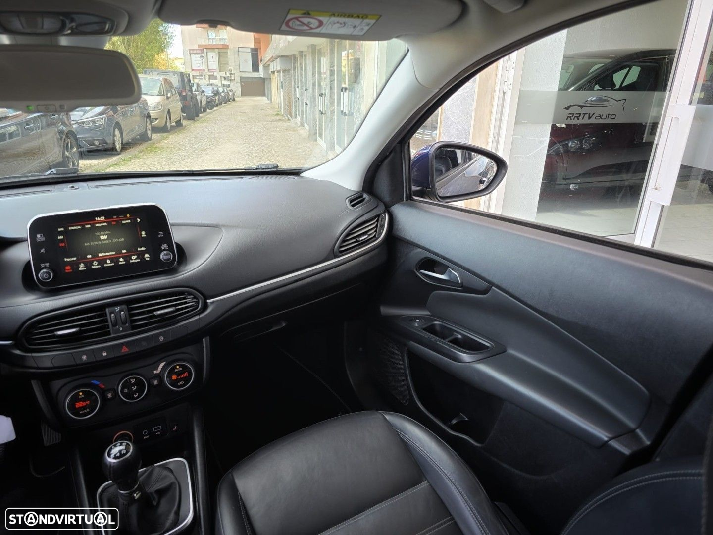 Fiat Tipo Station Wagon 1.3 M-Jet Lounge - 17