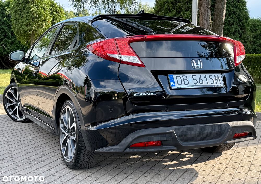 Honda Civic 1.8 Executive NAVI - 3
