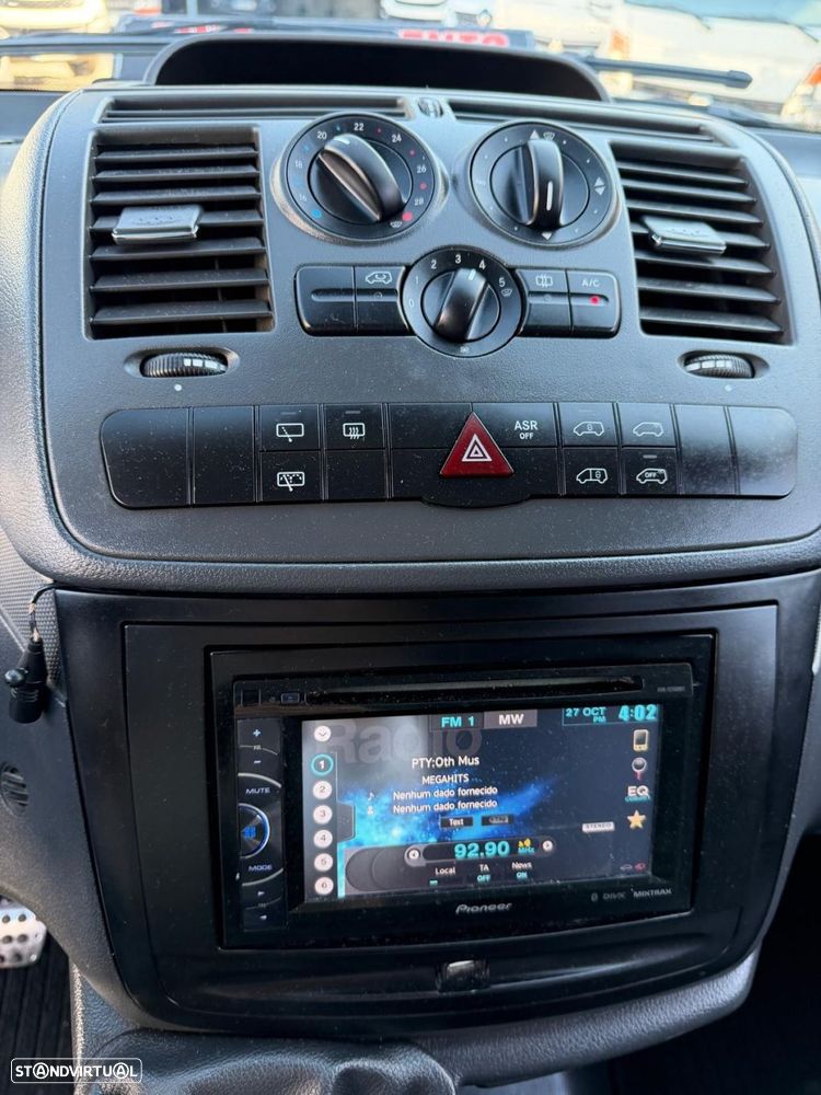 Mercedes-Benz Vito 5 Lugares - 14