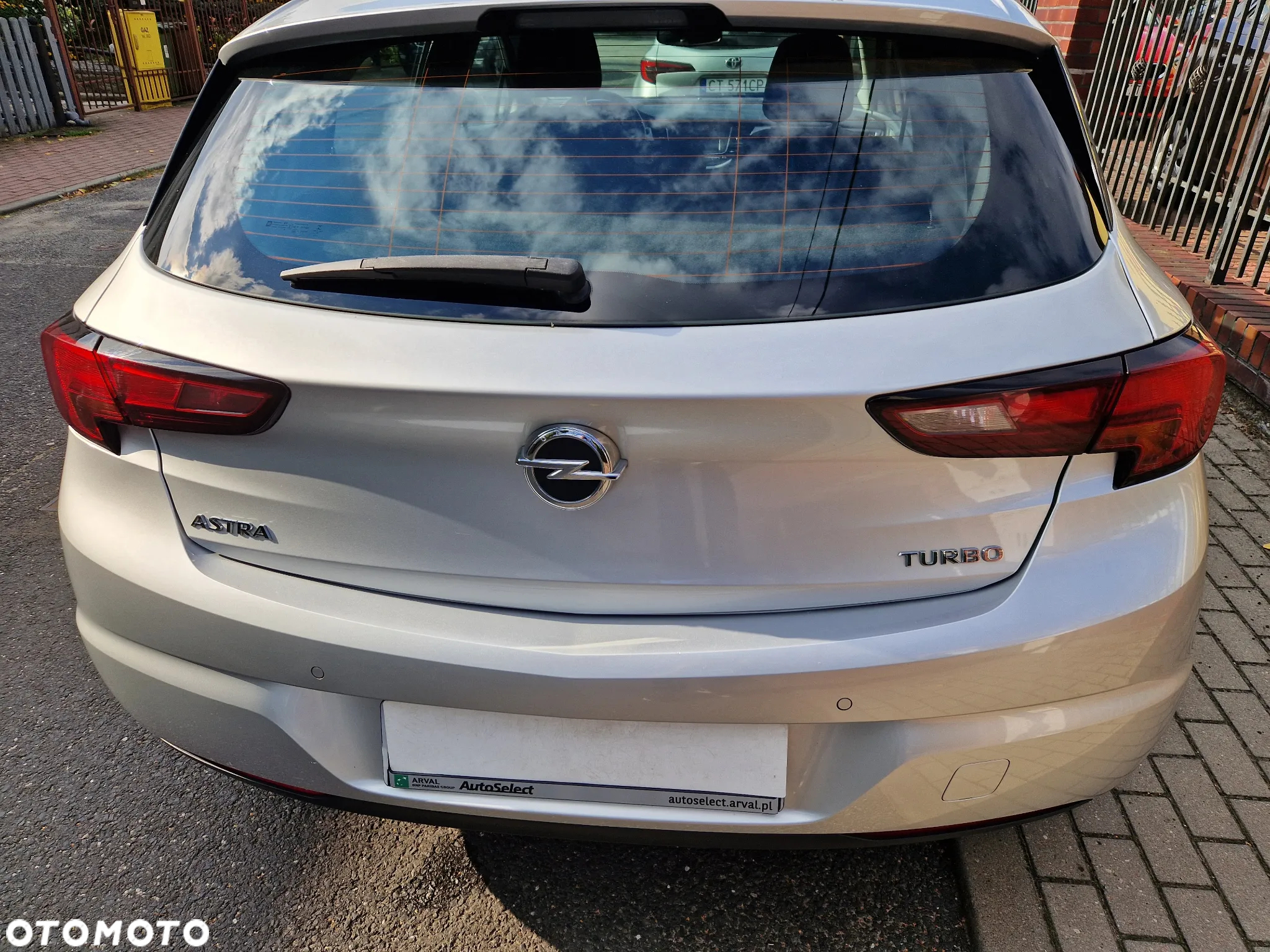Opel Astra V 1.4 T Dynamic - 8