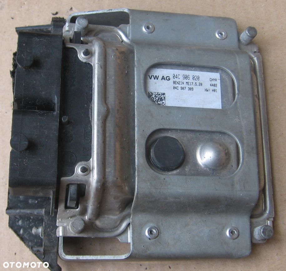 sterownik silnika VOLKSWAGEN UP CITIGO 1.0 04C906020 - 2