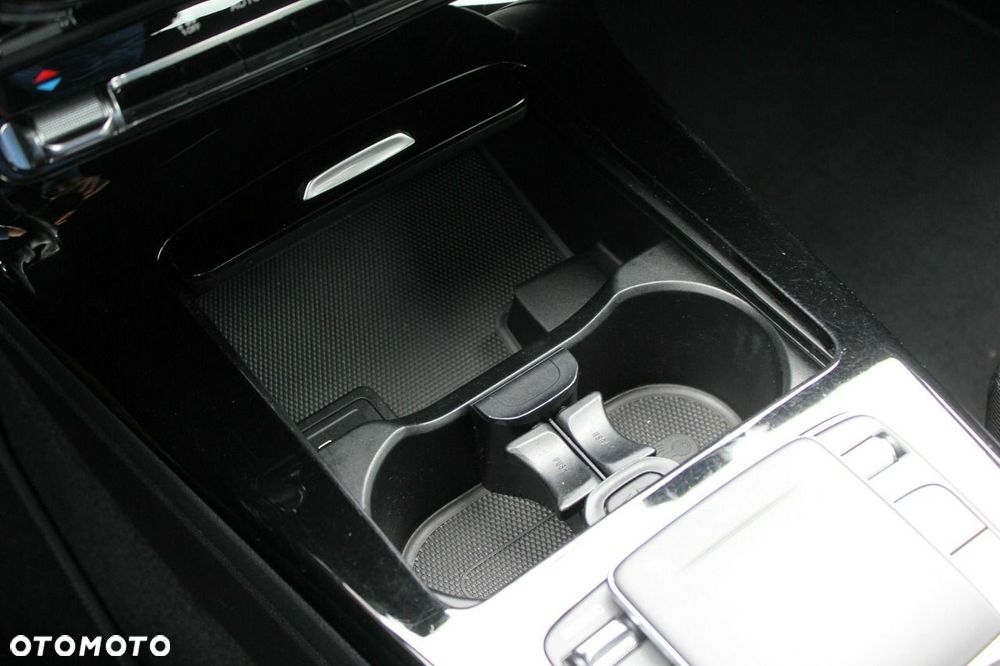 Mercedes-Benz CLA 180 d 8G-DCT - 27