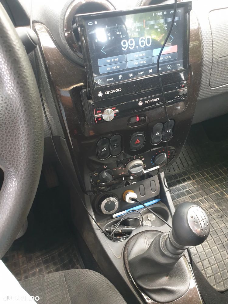 Dacia Duster 1.6 4x4 - 8