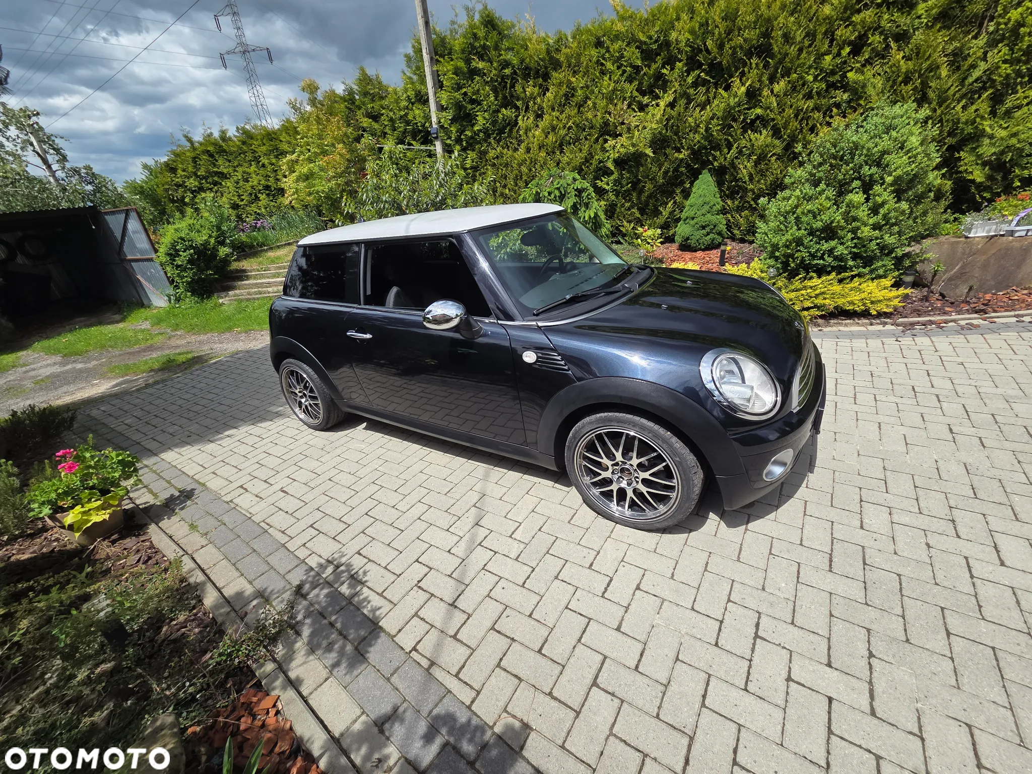 MINI Cooper Standard - 5