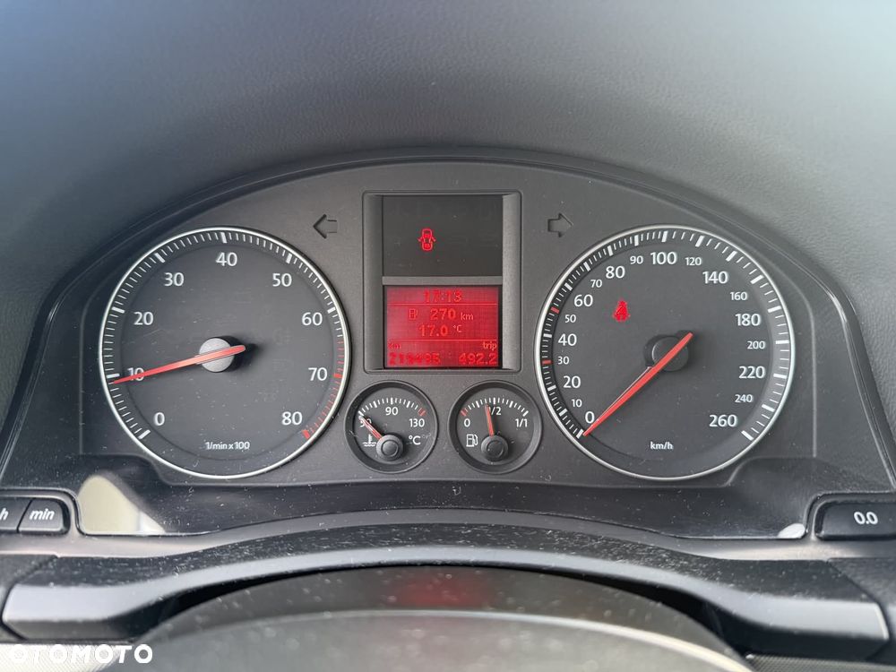 Volkswagen Golf 1.6 Comfortline - 27