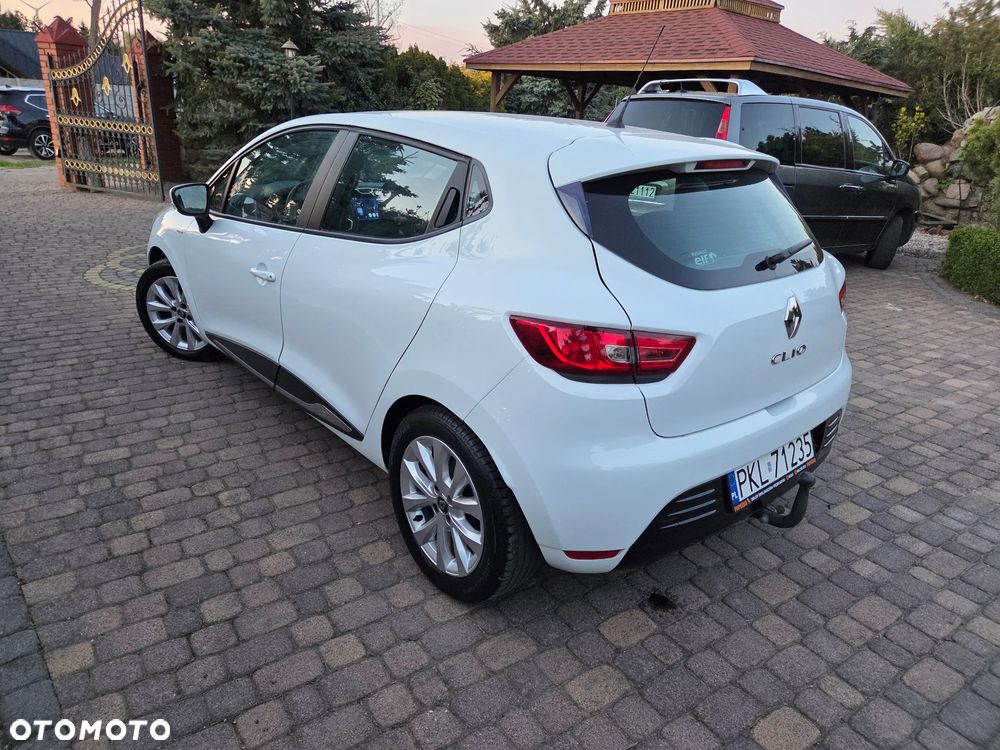 Renault Clio 1.2 16V 75 Expression - 14