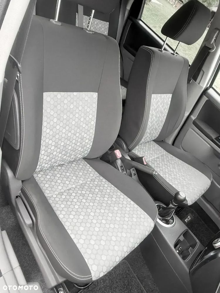 Suzuki SX4 - 4