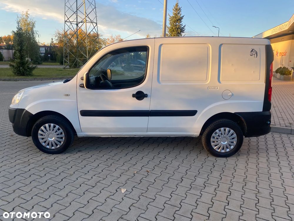 Fiat Doblo 2009 photo 3