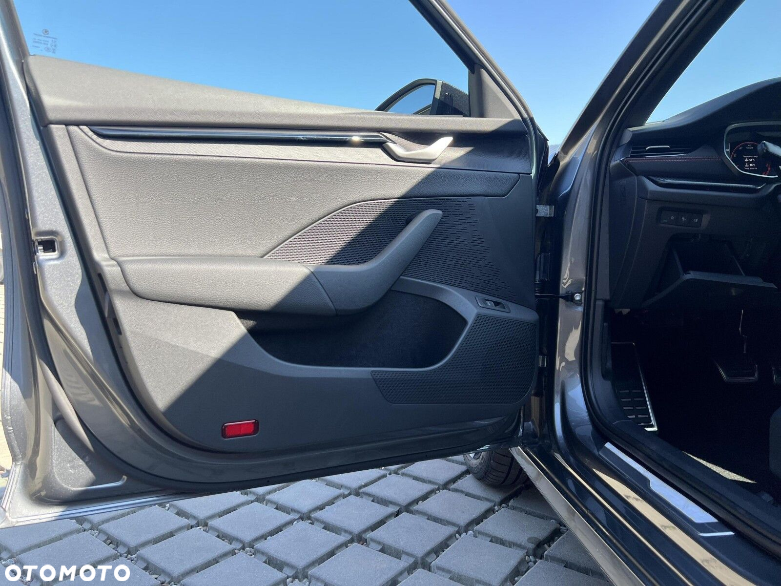 Skoda Octavia 2.0 TSI RS DSG - 12