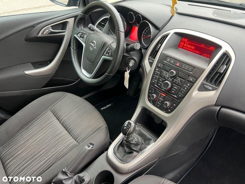 Opel Astra - 24
