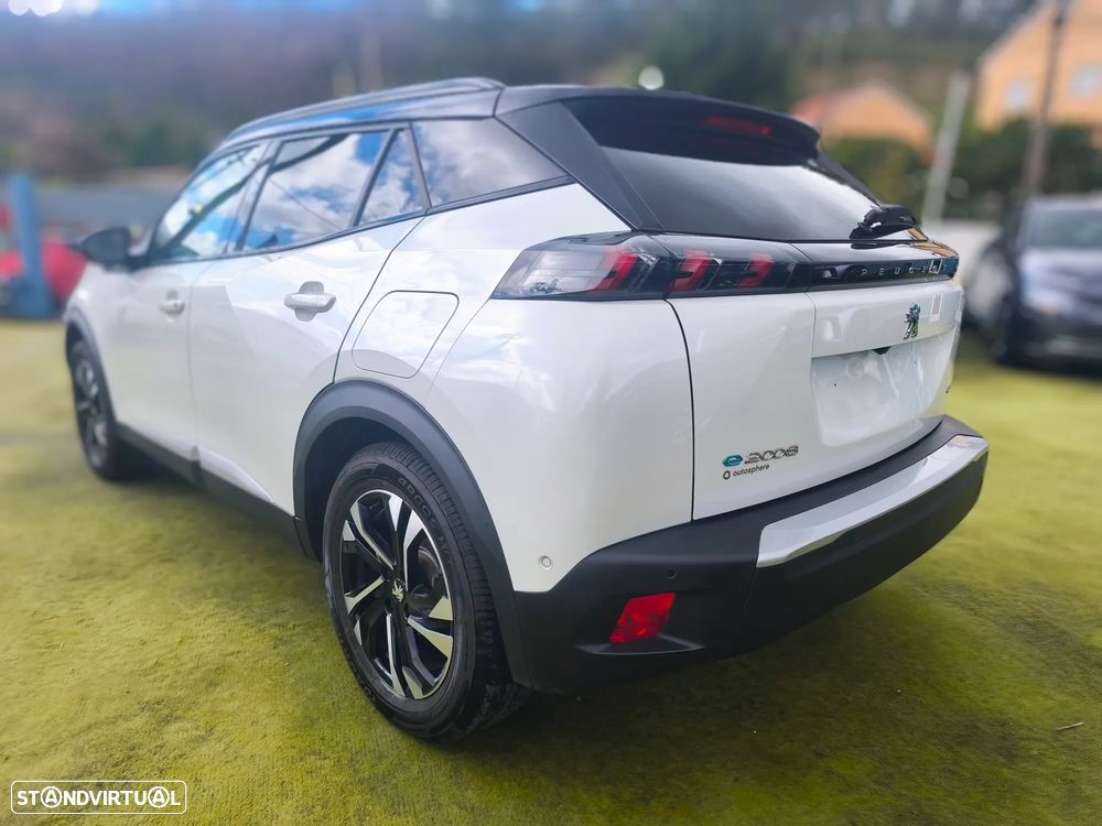 Peugeot e-2008 GT - 2