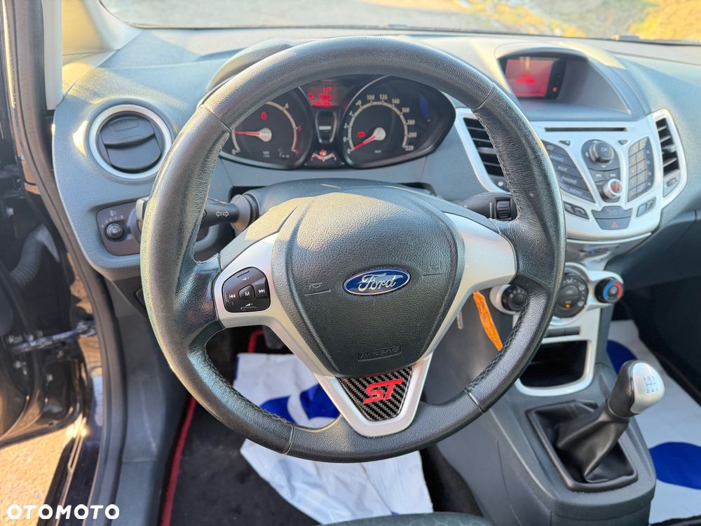 Ford Fiesta ver-1-0-ecoboost-start--stop-titanium - 23