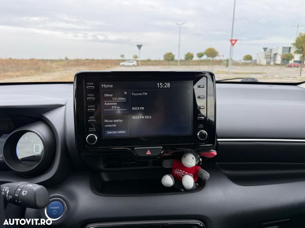 Toyota Yaris 1.5 VVT-i HSD Dynamic Plus - 10