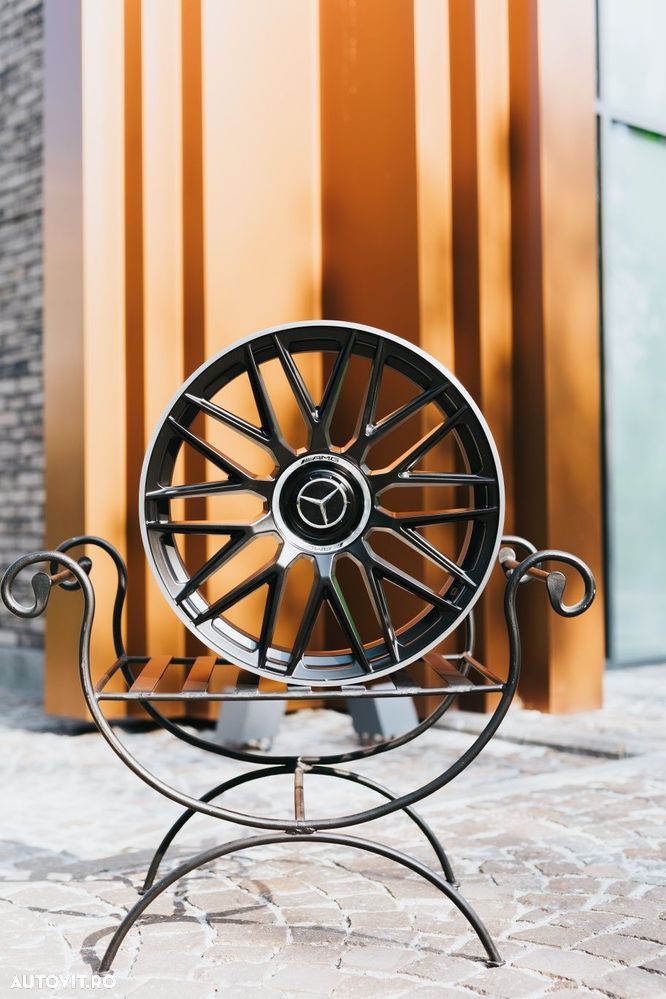 Jante 22 Mercedes AMG Black R22 - 2