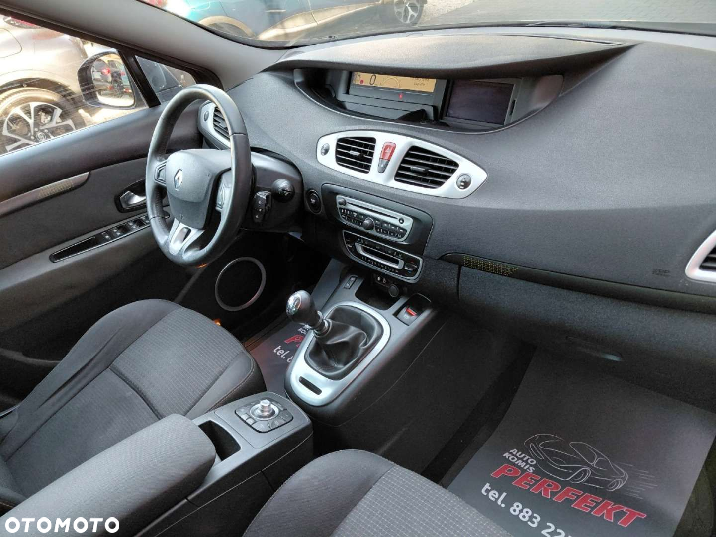 Renault Scenic - 15