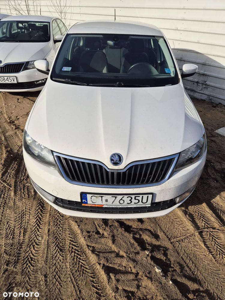 Skoda RAPID - 25